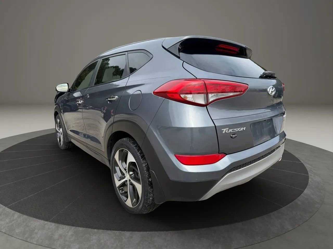 Used 2016 Hyundai Tucson Limited image 3