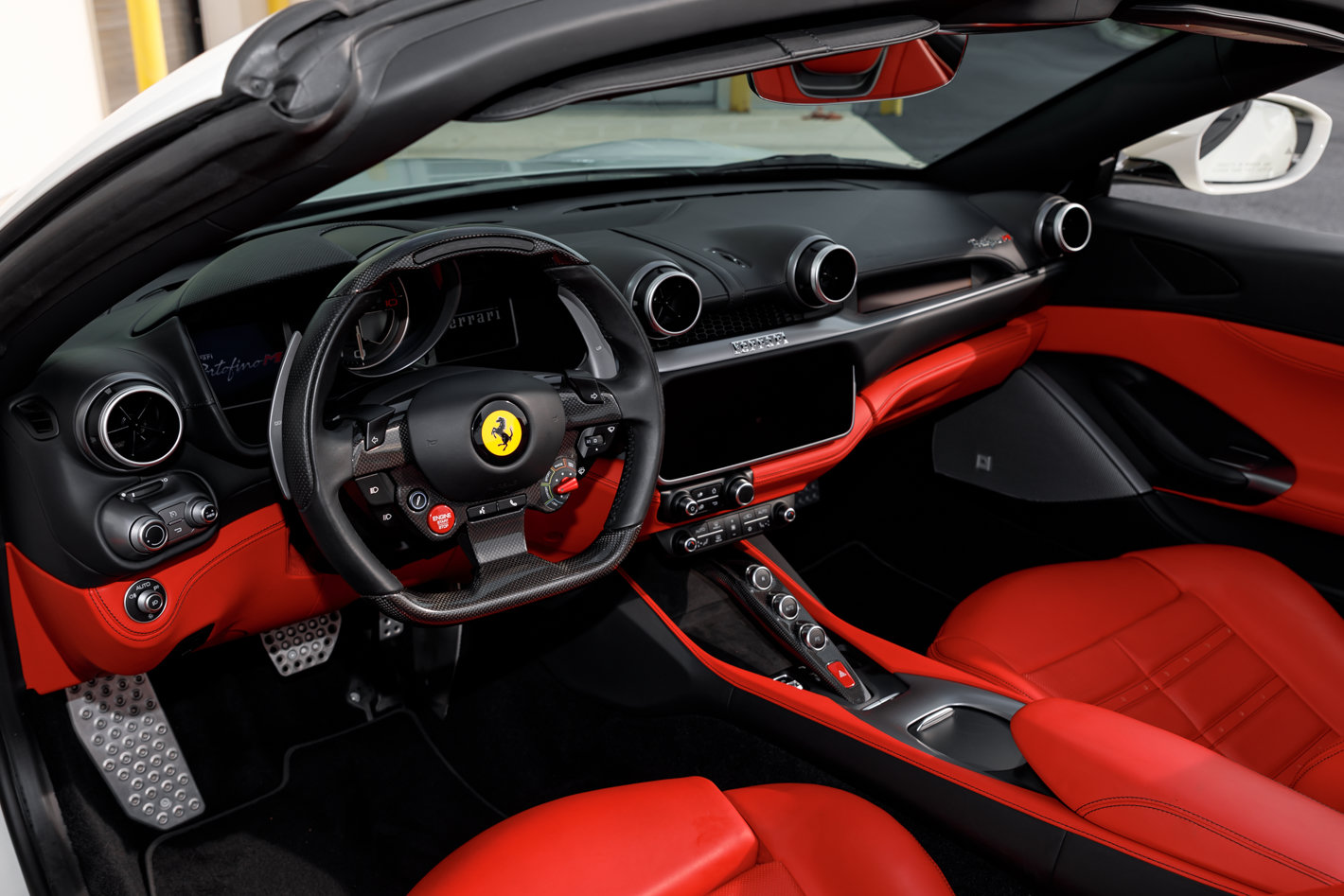 Used 2023 Ferrari Portofino M RWD image 25
