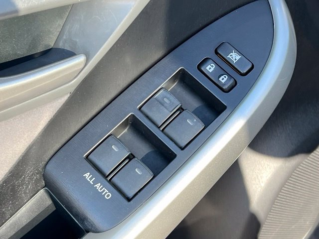 Used 2015 Toyota Prius Two FWD image 19