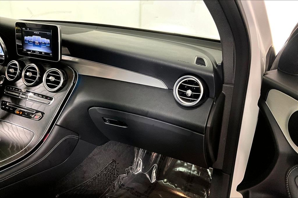 Used 2019 Mercedes-Benz GLC 300 w/ AMG Line image 16