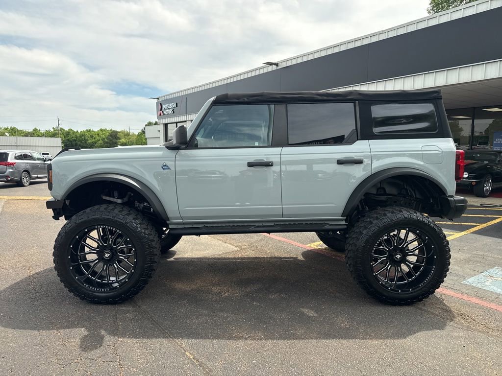 Used 2022 Ford Bronco Black Diamond w/ Sasquatch Package AWD/4WD image 12