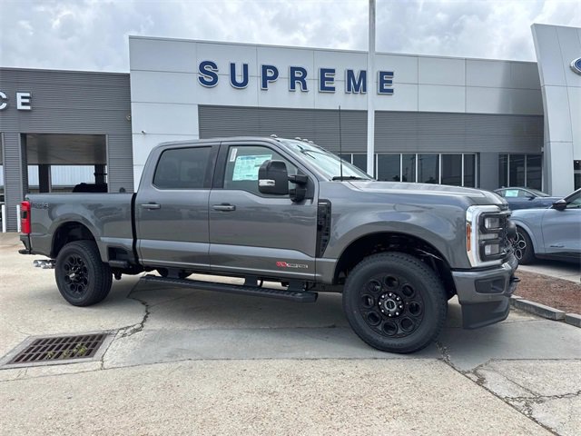 New 2025 Ford F250 Lariat w/ Lariat Ultimate Package