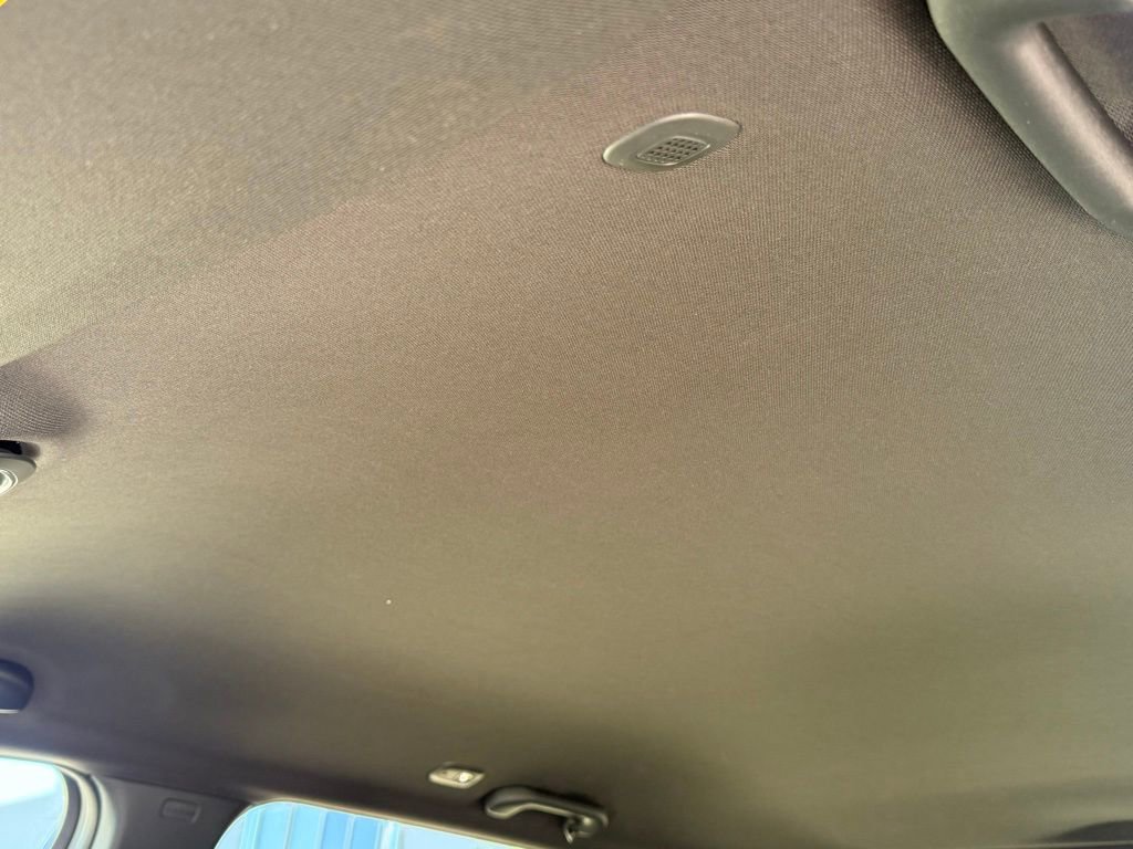 New 2025 Jeep Grand Cherokee Laredo w/ Trailer Tow Package image 25