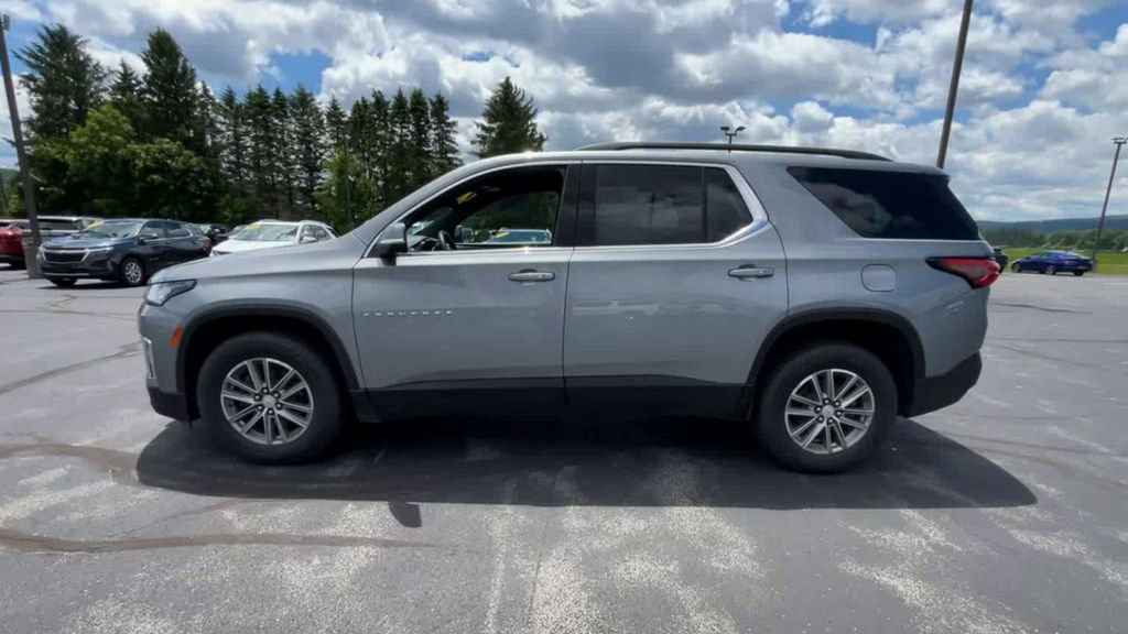Used 2023 Chevrolet Traverse LT AWD/4WD image 5