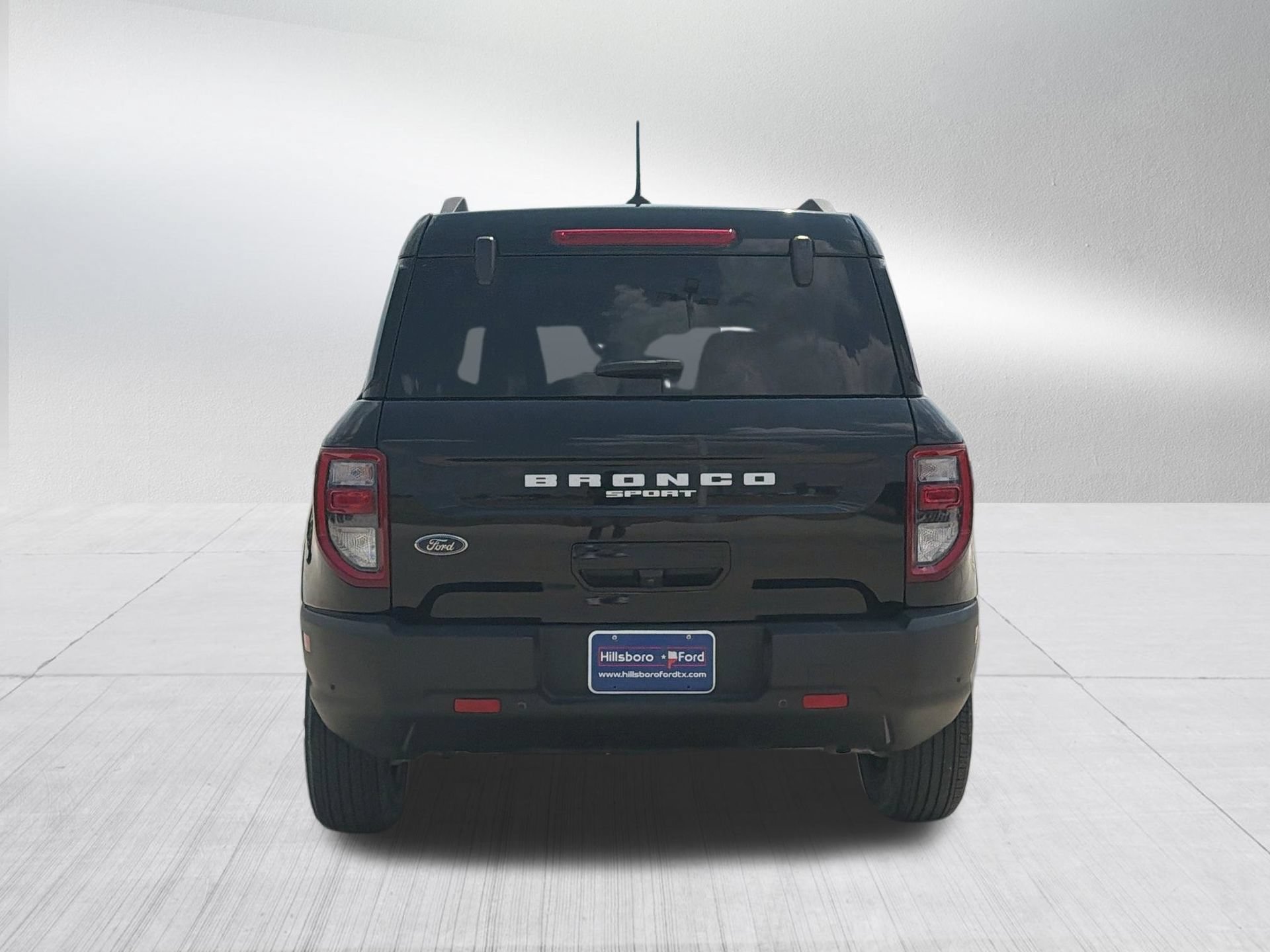 Used 2023 Ford Bronco Sport Outer Banks w/ Tech Package AWD/4WD image 5