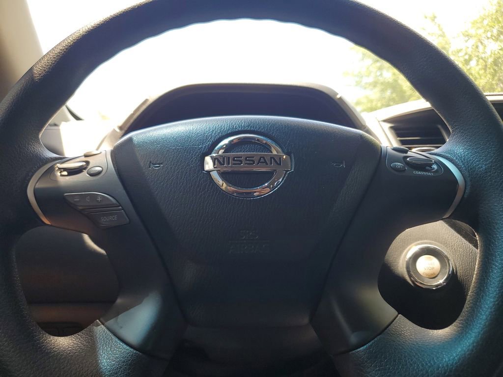 Used 2015 Nissan Pathfinder S FWD image 22