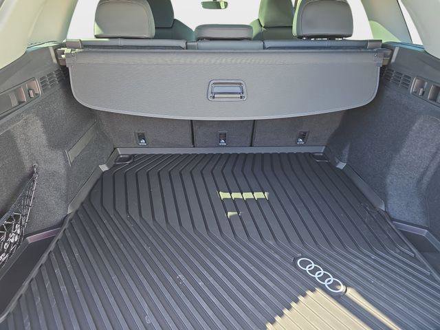 Used 2025 Audi Q5 Premium AWD/4WD image 14