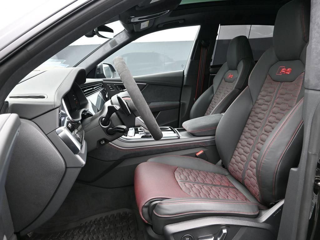 New 2026 Audi RS Q8 performance image 8