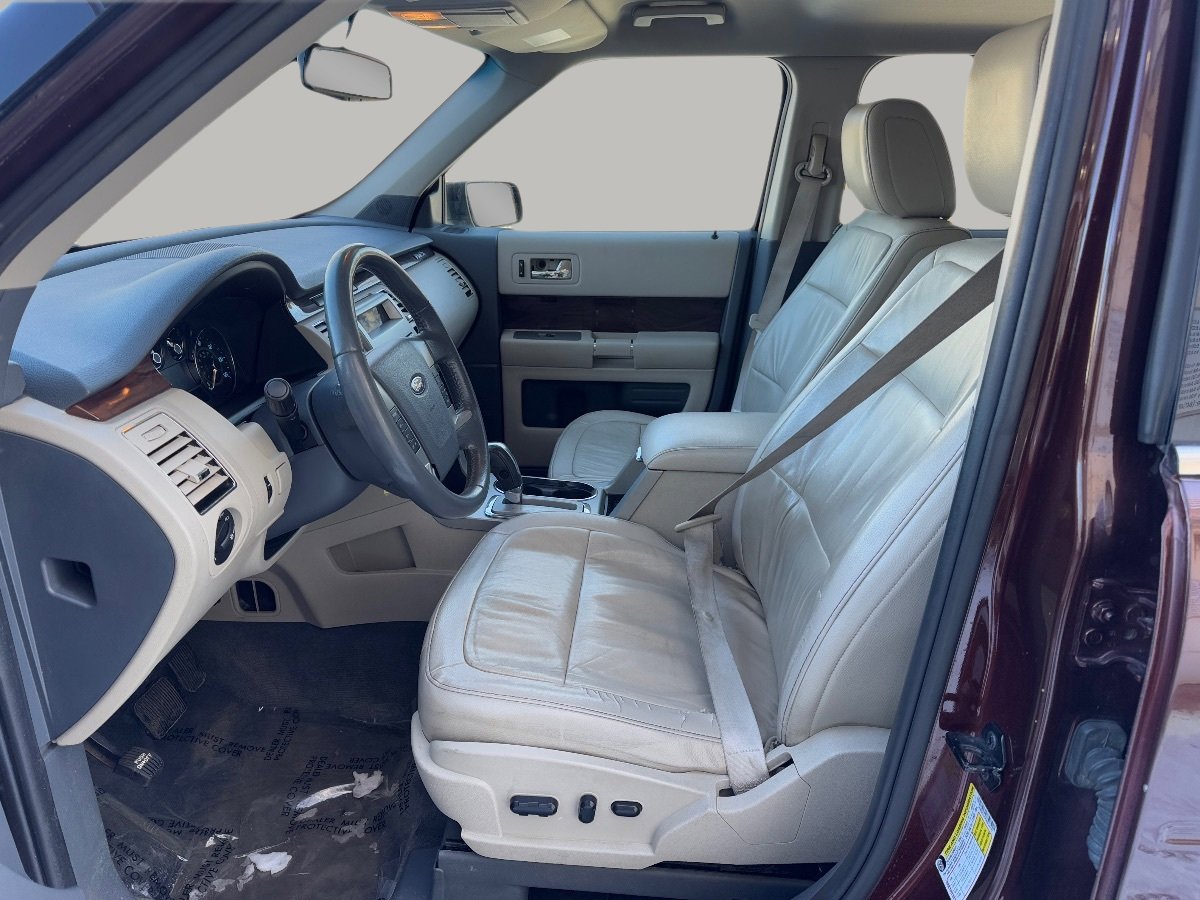 Used 2009 Ford Flex SEL image 16