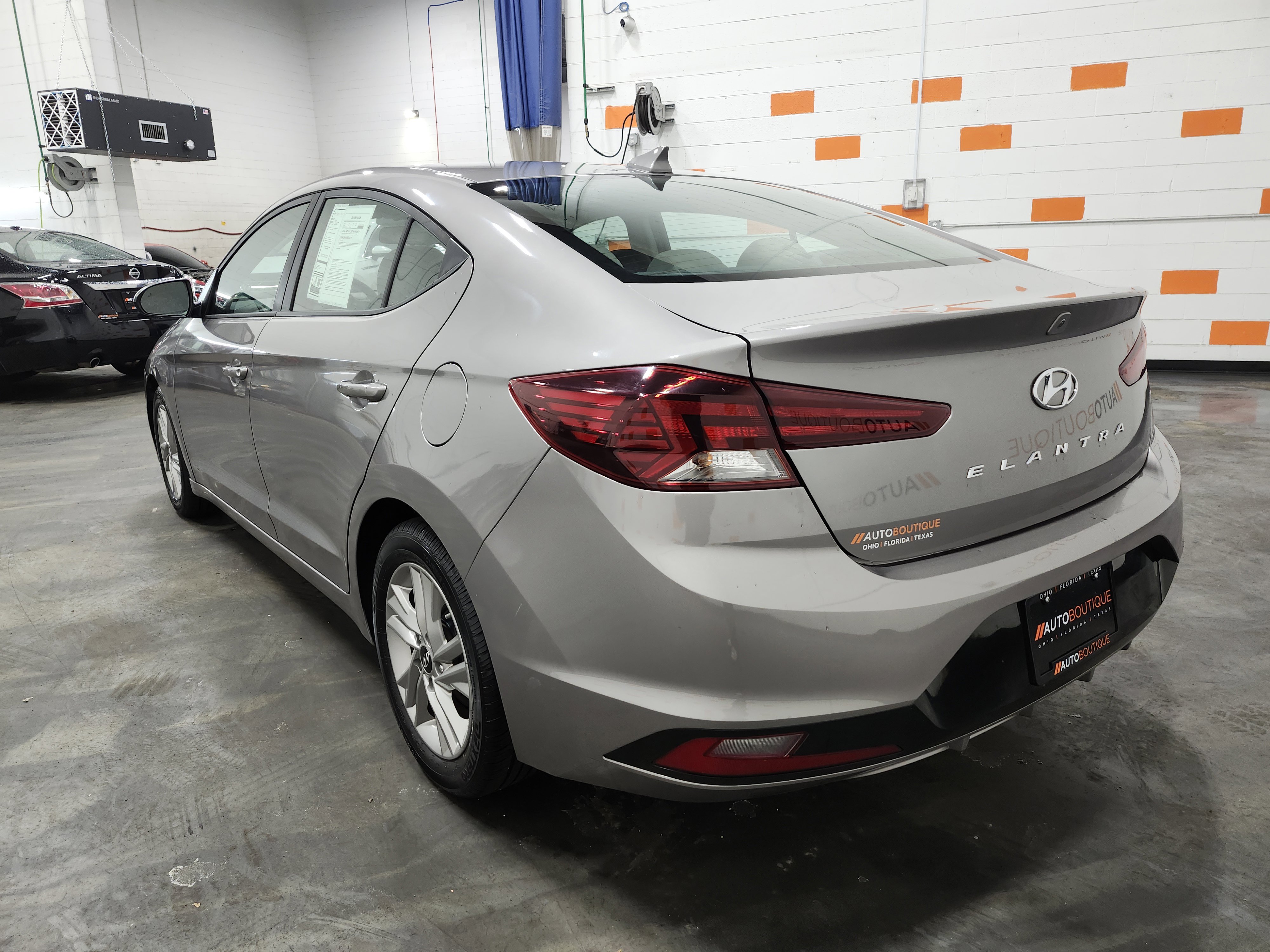 Used 2020 Hyundai Elantra SEL image 13