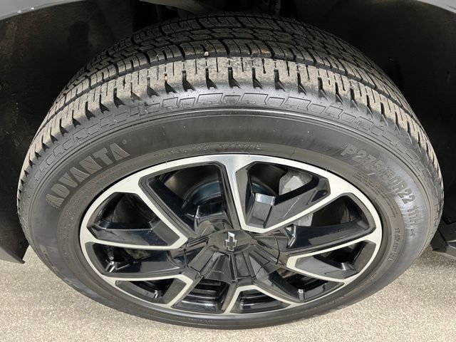 Used 2024 Chevrolet Suburban RST AWD/4WD image 14