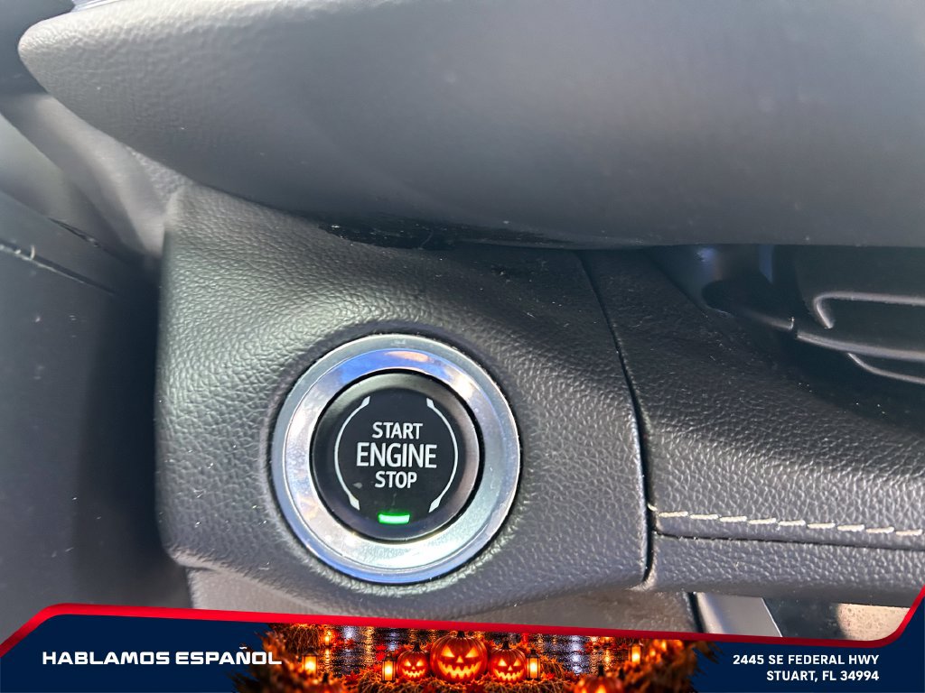 Used 2022 Buick Envision Essence w/ Technology Package I FWD image 21