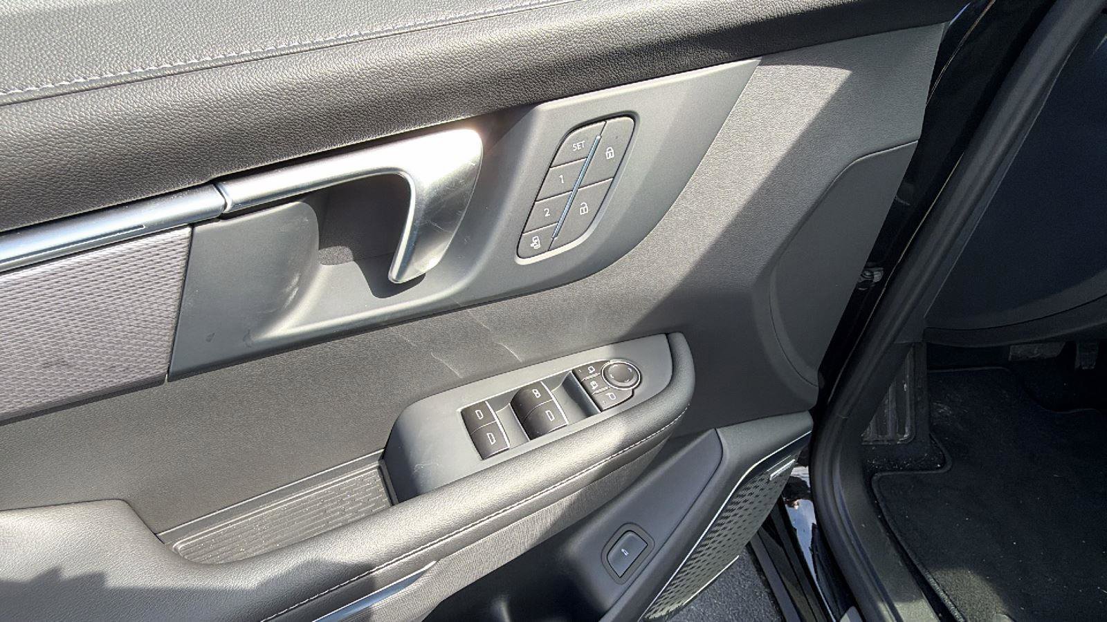 New 2026 Buick Enclave Sport Touring w/ Super Cruise Package image 16