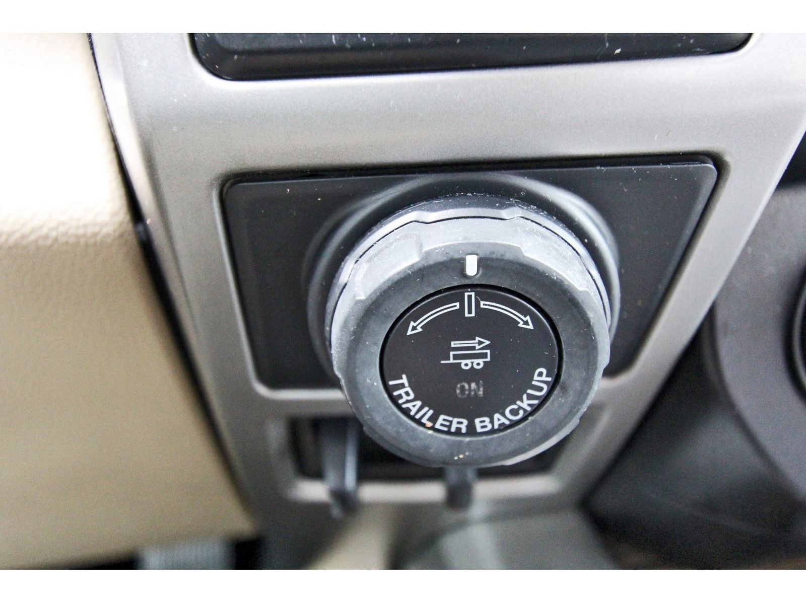 Used 2018 Ford F150 Lariat RWD image 27