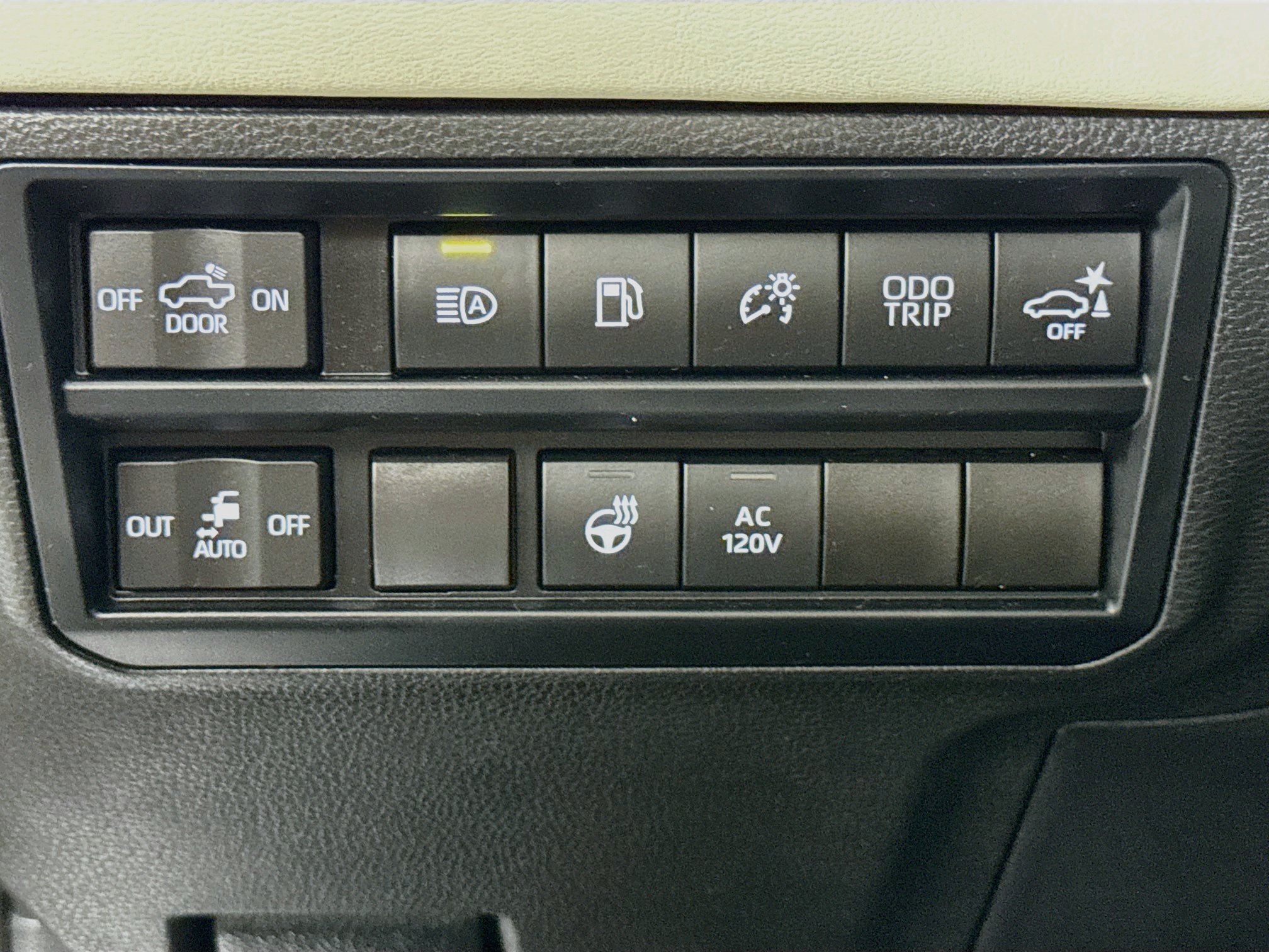 Used 2023 Toyota Tundra Capstone AWD/4WD image 10
