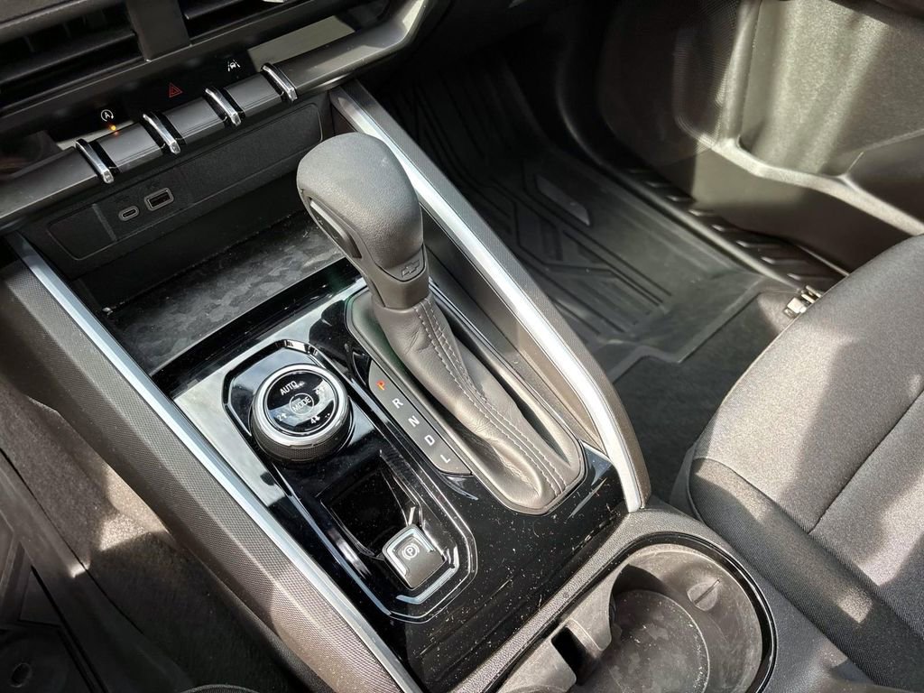 Used 2024 Chevrolet Colorado Trail Boss w/ Advanced Trailering Package image 24