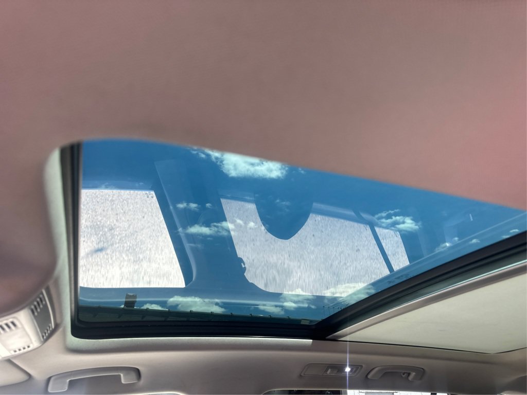 Used 2019 Volkswagen Tiguan SE w/ Panoramic Sunroof Package AWD/4WD image 29