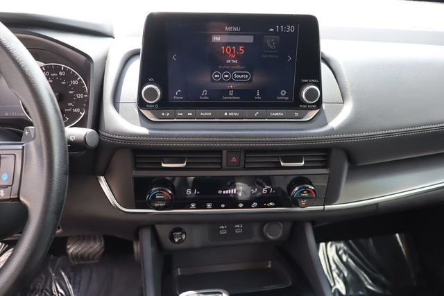 Used 2024 Nissan Rogue SV FWD image 33