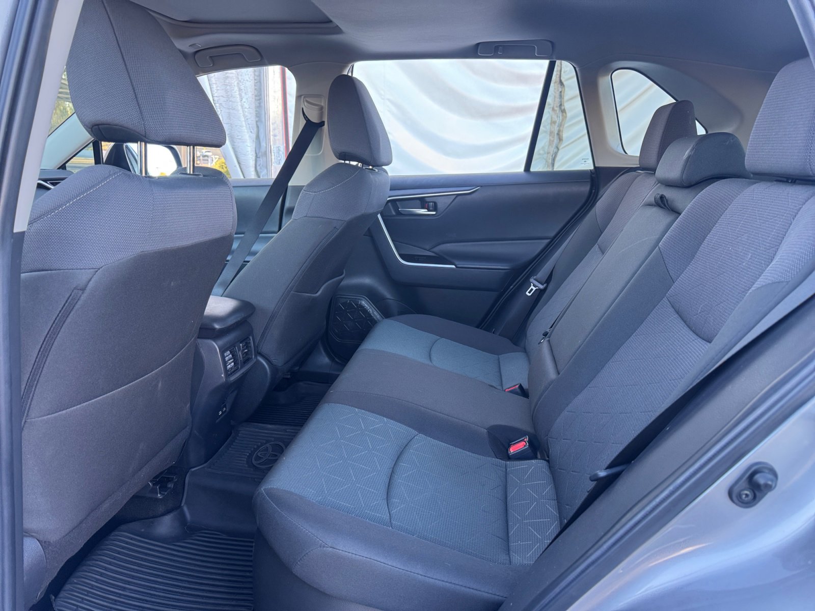 Used 2024 Toyota RAV4 XLE image 17