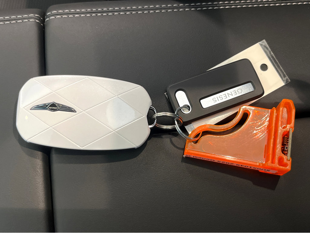 New 2025 Genesis G90 3.5T image 36