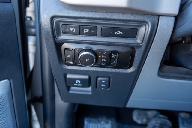 Used 2023 Ford F150 Lariat AWD/4WD image 29