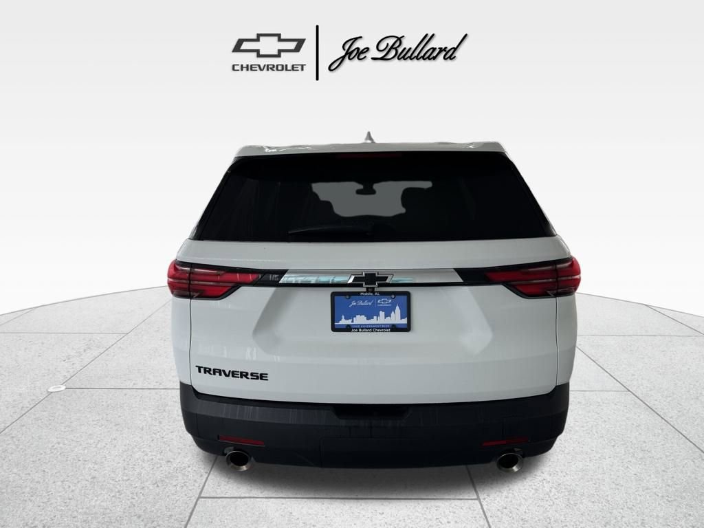 Used 2022 Chevrolet Traverse LS image 8