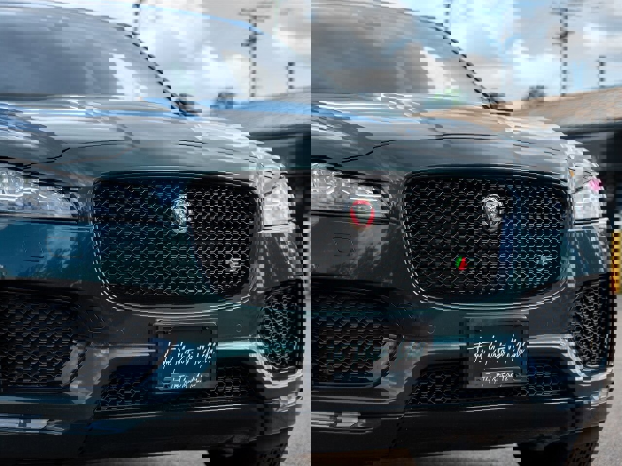 Used 2018 Jaguar F-PACE S image 9