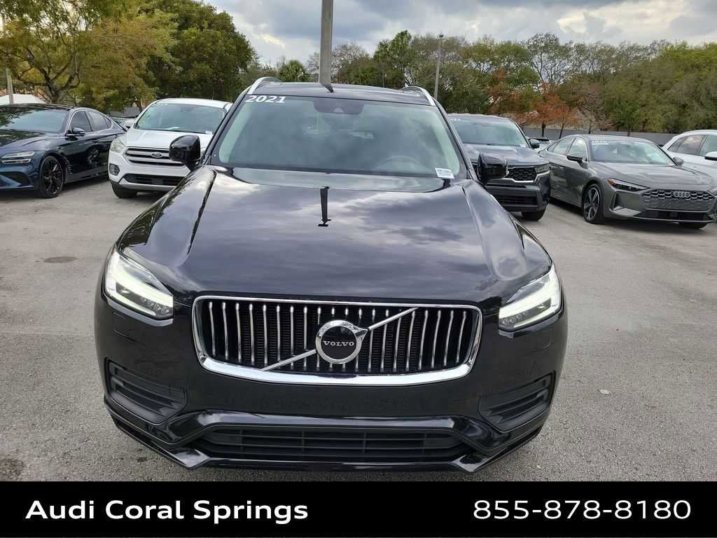 Used 2021 Volvo XC90 T5 Momentum w/ Protection Package Premier image 3