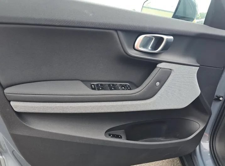 Used 2023 Polestar Polestar 2 w/ Pilot Pack FWD image 17