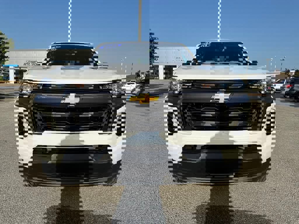 New 2025 Chevrolet Colorado LT image 8