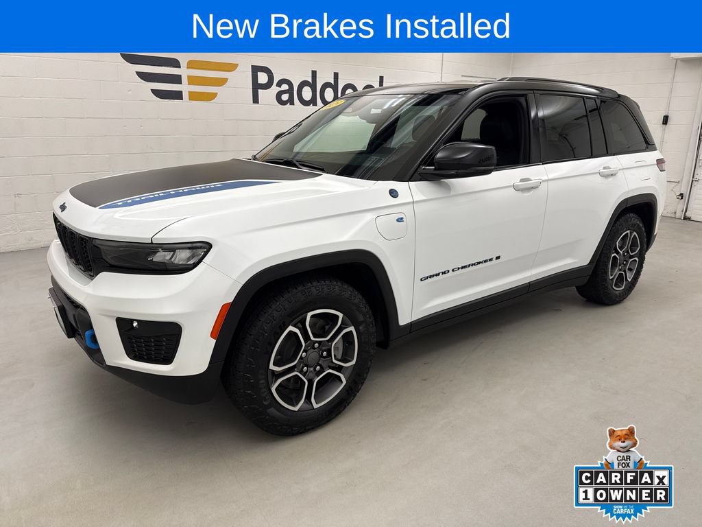 Used 2024 Jeep Grand Cherokee Trailhawk AWD/4WD image 2