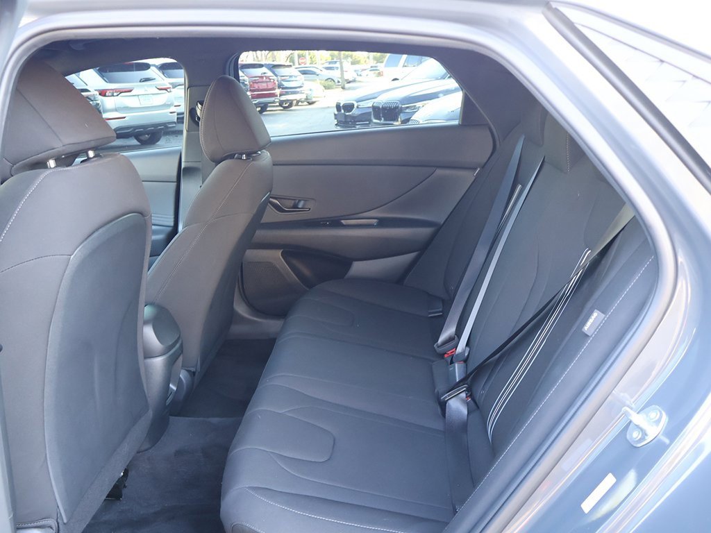 Used 2025 Hyundai Elantra Sport w/ Cargo Package image 31