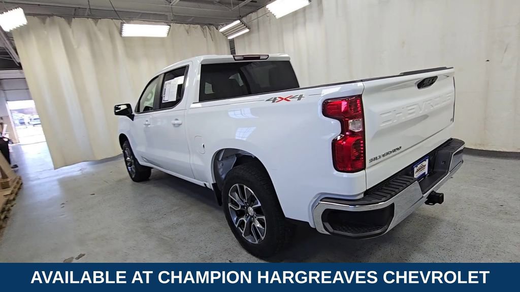 Used 2024 Chevrolet Silverado 1500 LT image 9
