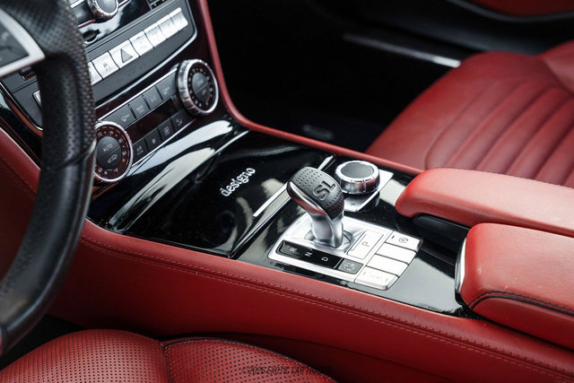 Used 2016 Mercedes-Benz SL 550 image 32