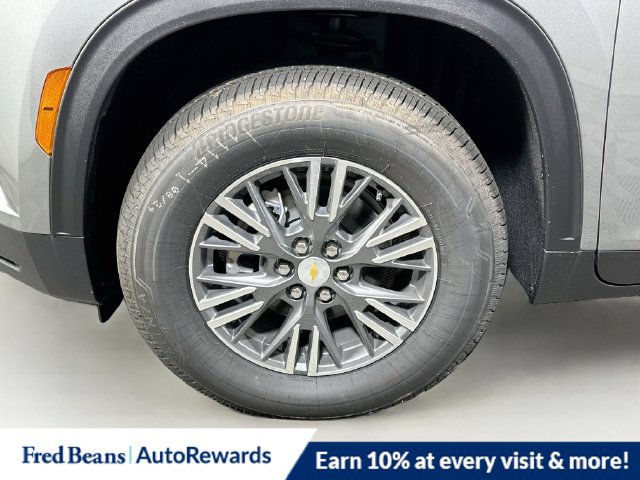 New 2027 Chevrolet Traverse LT AWD/4WD image 24