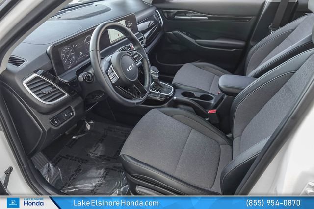 Used 2024 Kia Seltos S FWD image 15