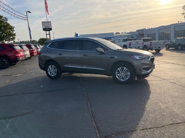 Used 2020 Buick Enclave Essence FWD image 2