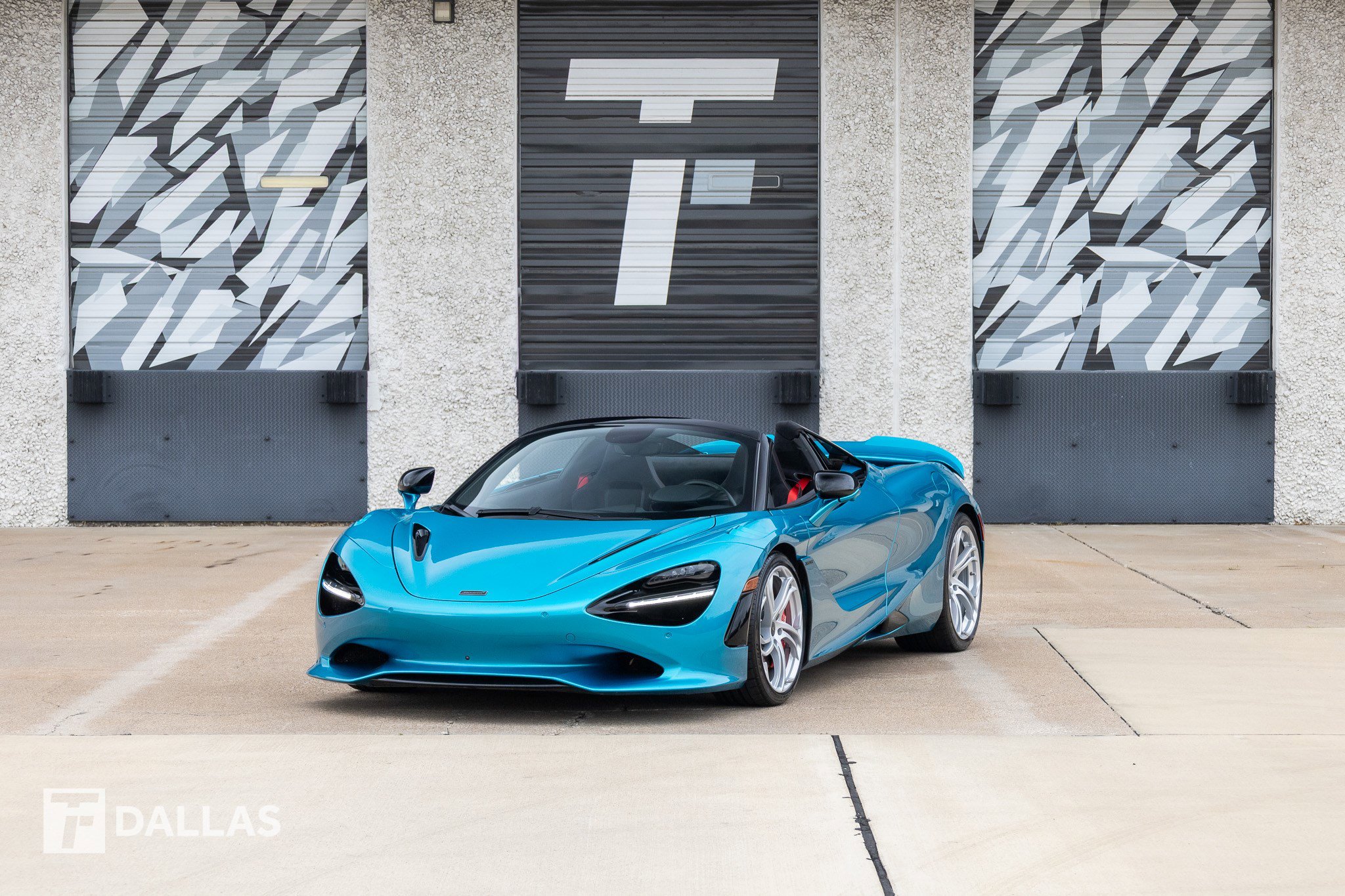 Used 2025 McLaren 750S Spider image 5