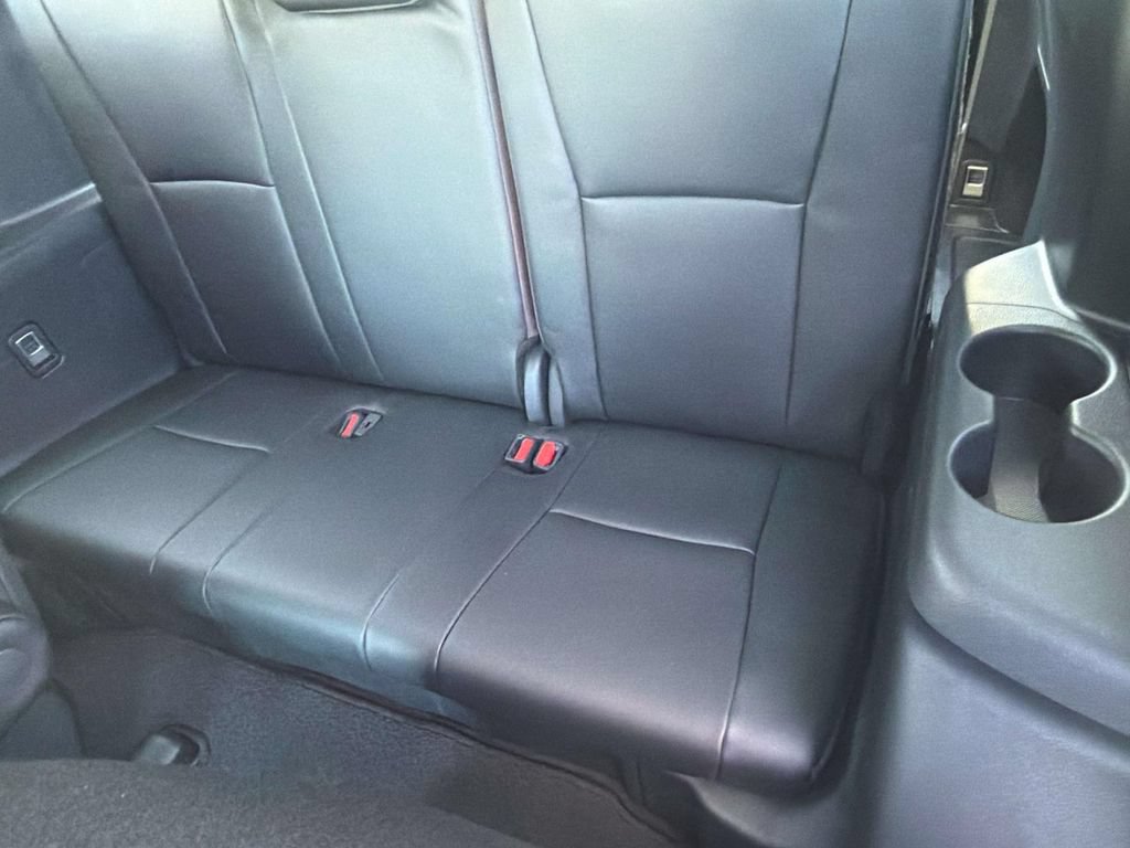 Certified 2026 Toyota Highlander XLE AWD/4WD image 30