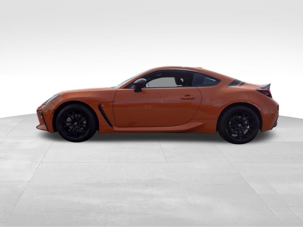 Certified 2023 Toyota GR86 10th Anniversary SE image 7