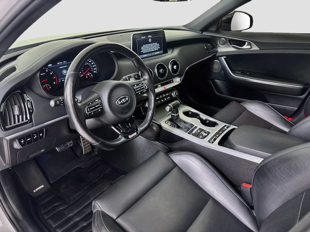 Used 2020 Kia Stinger GT1 AWD/4WD image 10