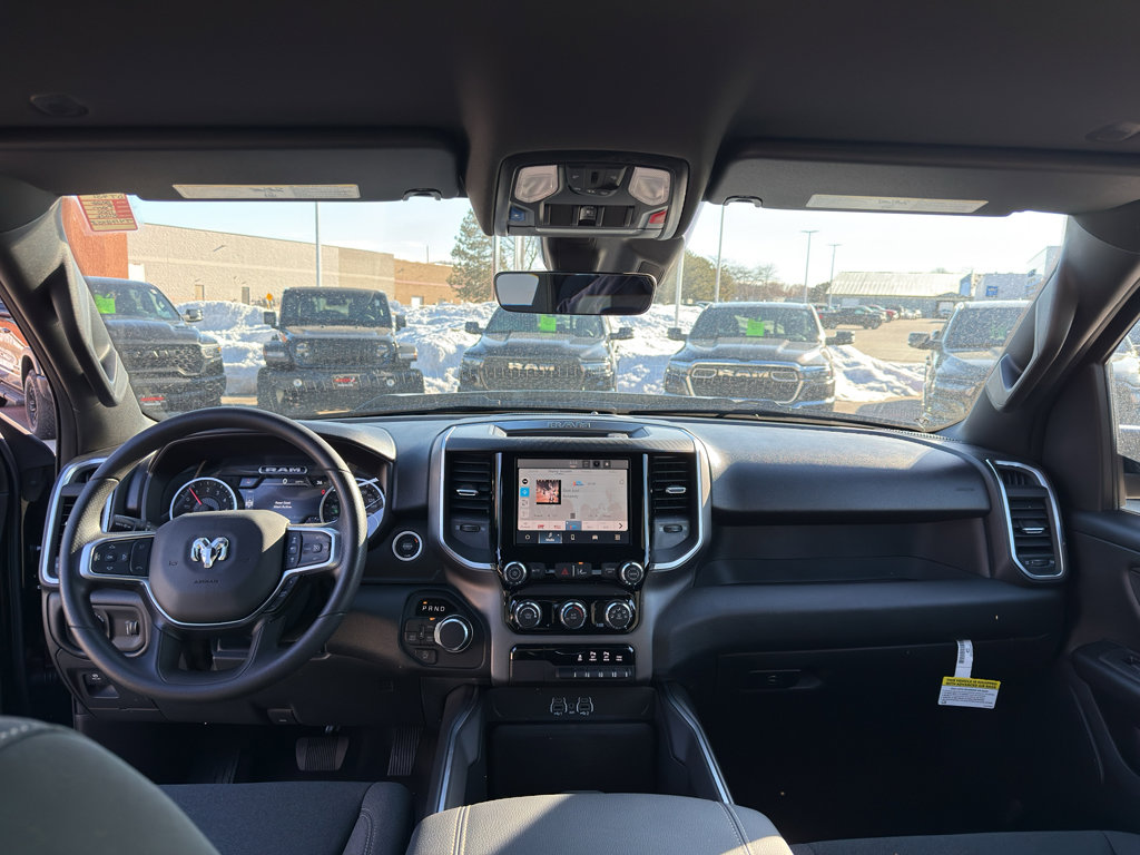 New 2026 RAM 1500 Express AWD/4WD image 29