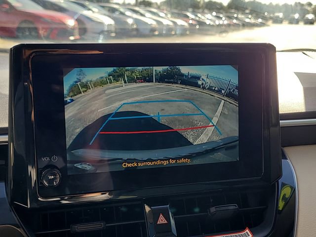 Used 2025 Toyota Corolla LE w/ Convenience Package image 22