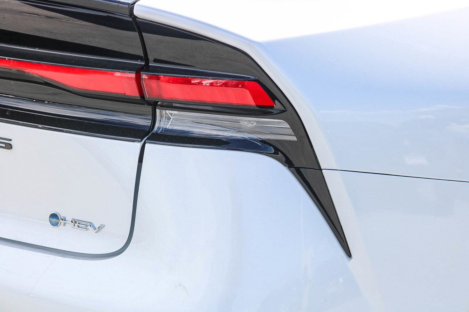 New 2026 Toyota Prius LE image 10