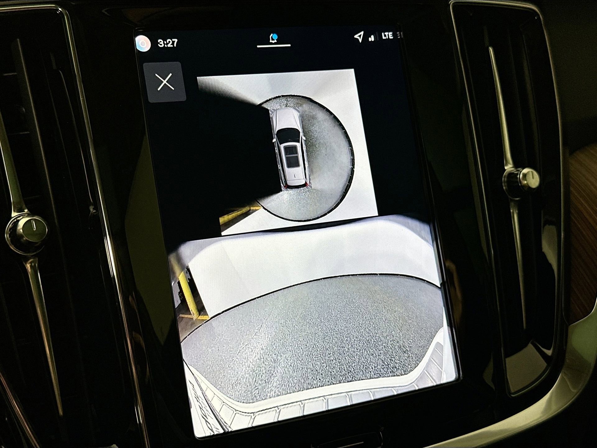 New 2026 Volvo V60 B5 Cross Country Plus w/ Protection Package Premier image 13