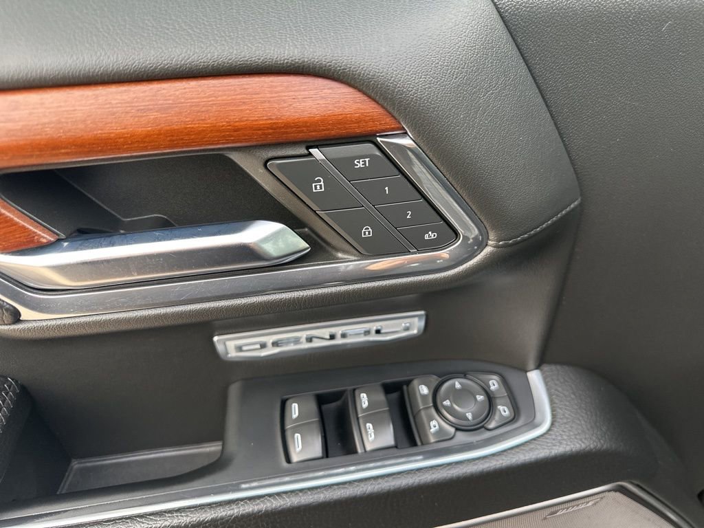 Used 2023 GMC Sierra 1500 Denali w/ Denali Reserve Package image 18