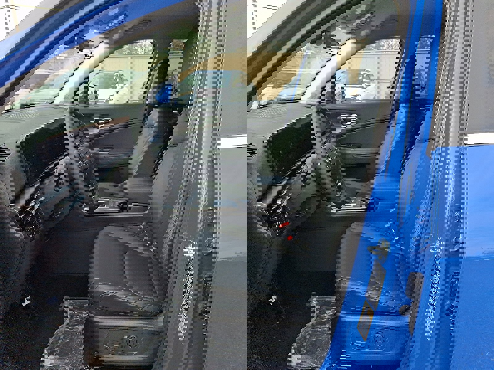 New 2026 Kia Sportage EX image 11