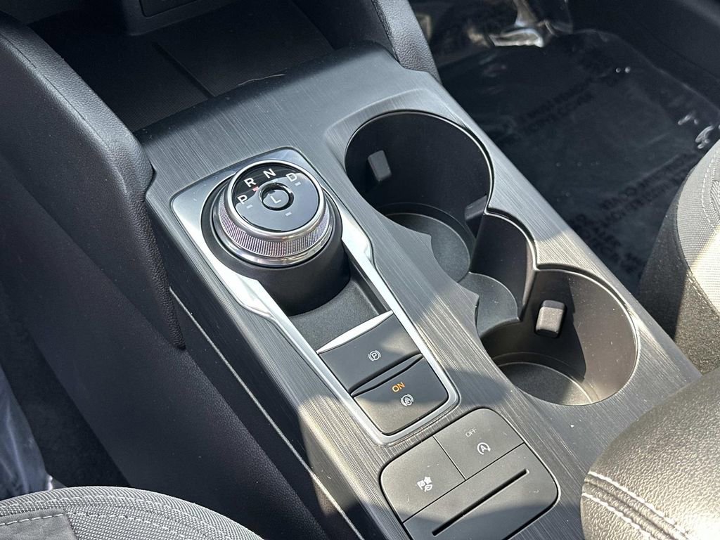 Used 2022 Ford Escape SE image 15