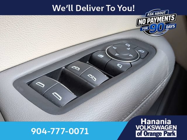Used 2024 Cadillac XT6 Premium Luxury w/ Technology Package AWD/4WD image 29