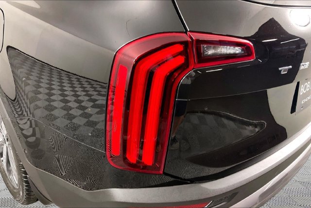 Used 2021 Kia Telluride EX w/ EX Premium Package FWD image 20